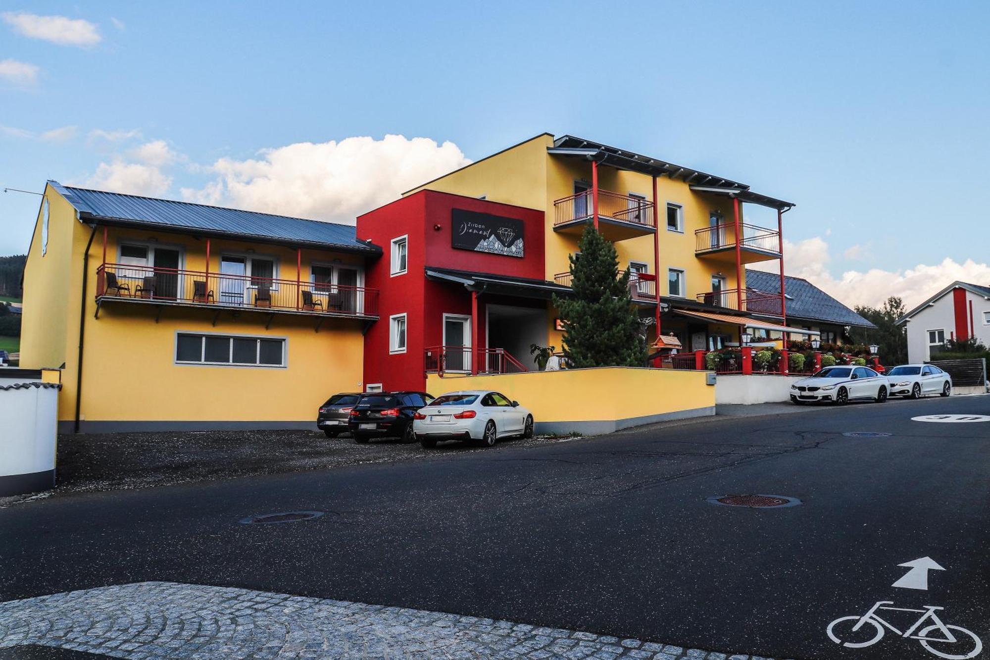 Zirben Diamant Rooms & Dogs Obdach 外观 照片
